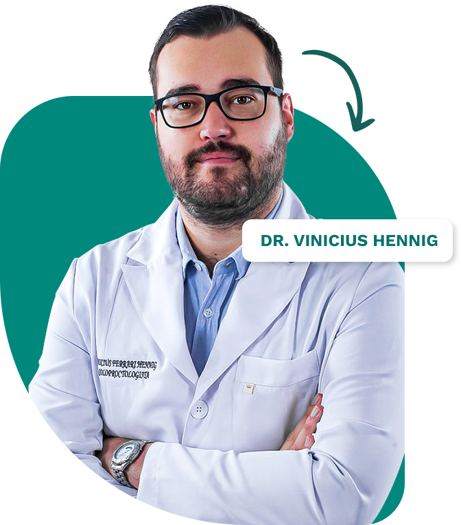 Foto do Dr. Vinicius Hennig Médico Coloproctologista